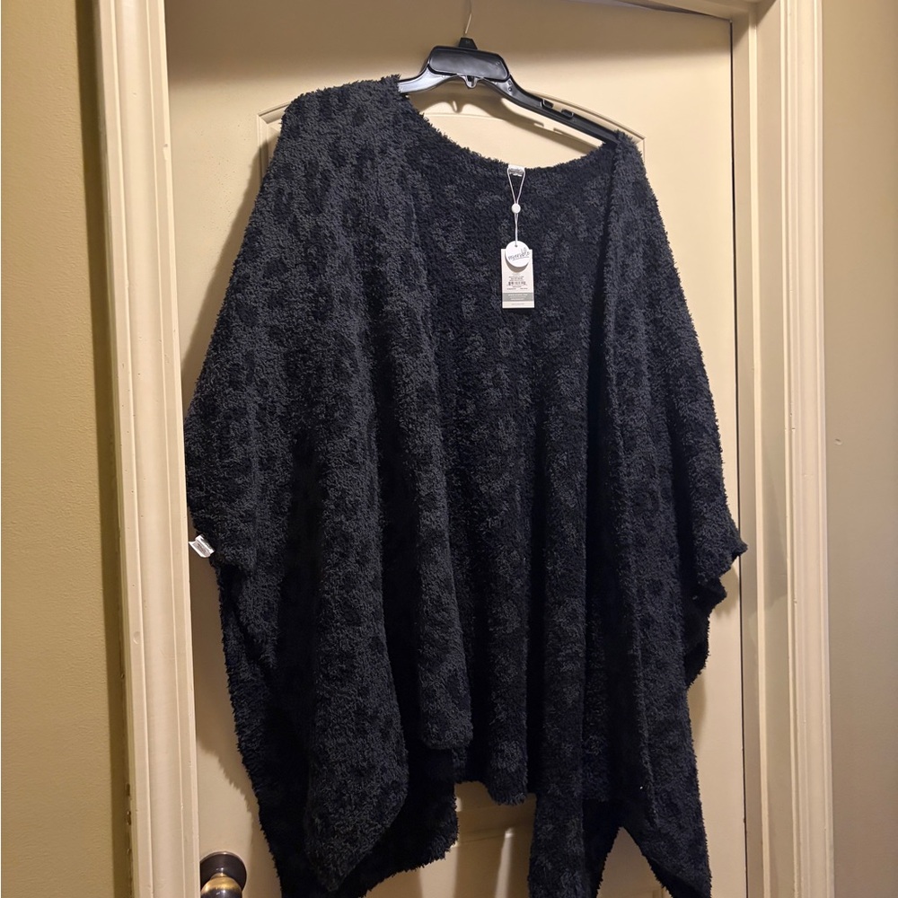 Mud Pie Black Reversible Poncho
